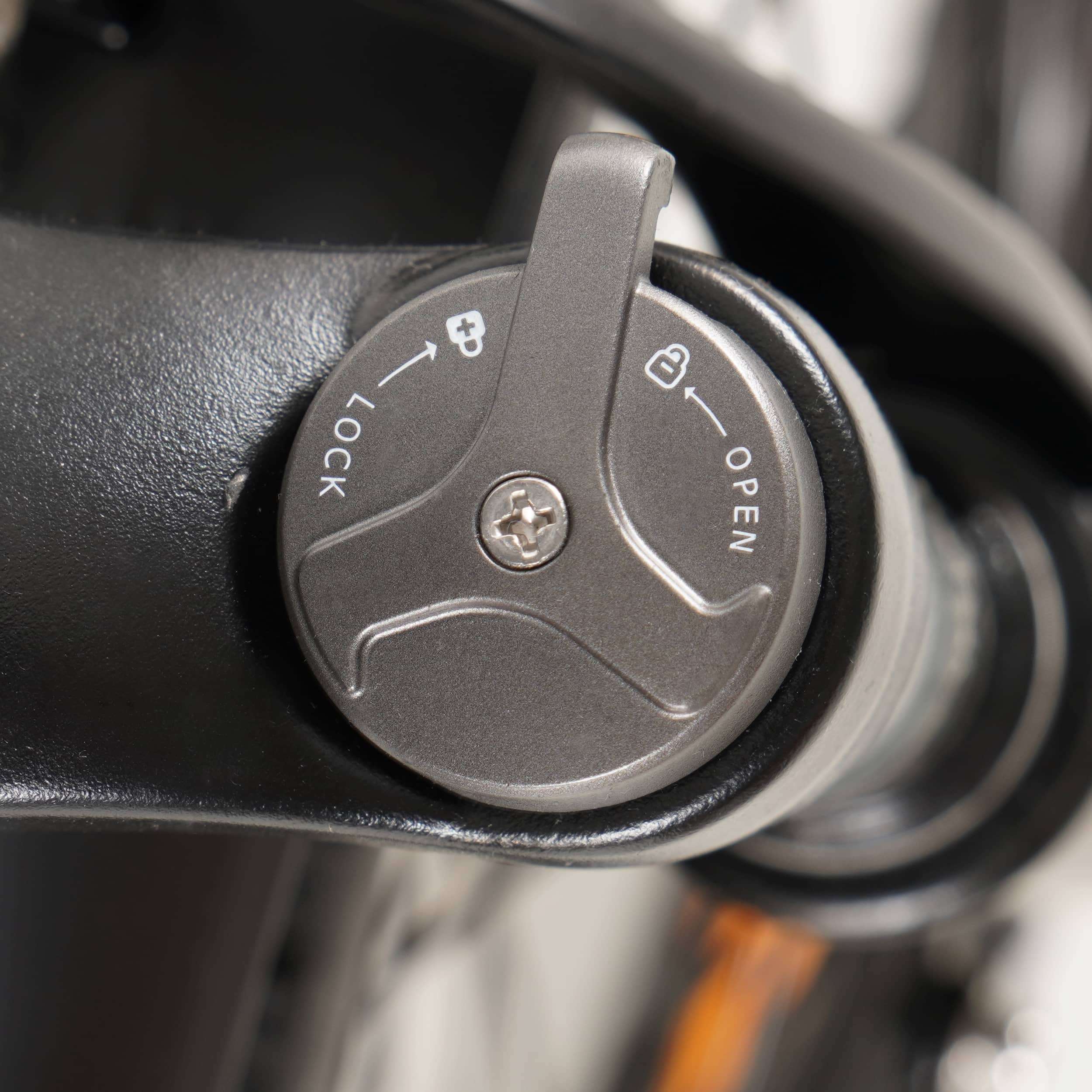 HQ20-detail-fork